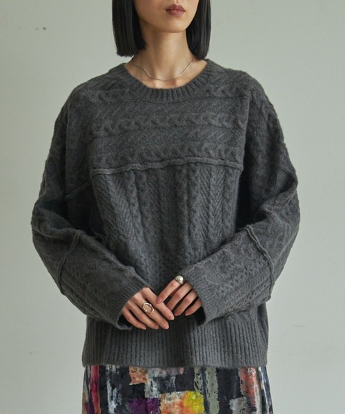 VACANCY（ヴァカンシー）の「パッチワークケーブルニット（ニット/セーター・レディース・ブラック/イエロー/オレンジ/ライトグリーン/ナチュラル・FREE）」の2枚目の写真