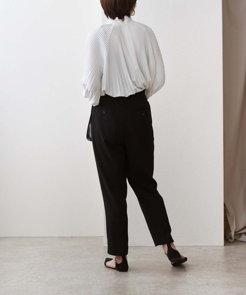 Eimee Law（エイミーロウ）の「消しプリーツスタンドカラーBL（シャツ/ブラウス・レディース・オフホワイト/ミント/ダークネイビー・38）」の10枚目の写真