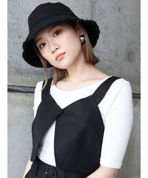 MURUA(ムルーア)の「ビスチェセットバックオープントップス(シャツ/ブラウス・レディース・グレー/ブラック/マスタード/アイボリー・FREE)」の6枚目の写真