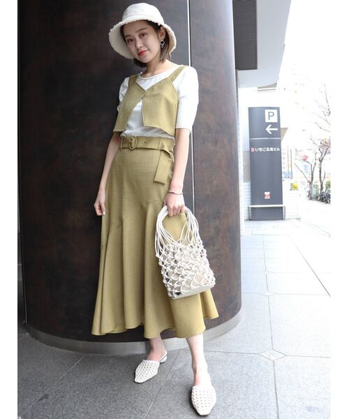 MURUA(ムルーア)の「ビスチェセットバックオープントップス(シャツ/ブラウス・レディース・グレー/ブラック/マスタード/アイボリー・FREE)」の10枚目の写真