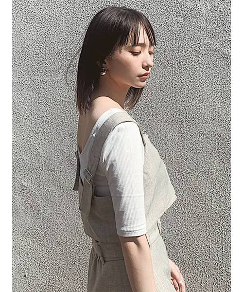 MURUA(ムルーア)の「ビスチェセットバックオープントップス(シャツ/ブラウス・レディース・グレー/ブラック/マスタード/アイボリー・FREE)」の20枚目の写真