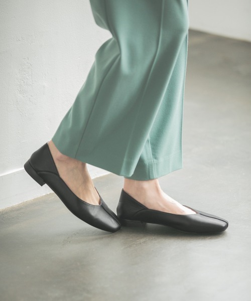 GLOBAL WORK(グローバルワーク)の「らくっション撥水バブーシュ/926053(その他シューズ・レディース・ブラック/ダークブラウン/オフホワイト/ブラウン/シルバー/ゼブラ・MEDIUM/LARGE/SMALL)」の10枚目の写真