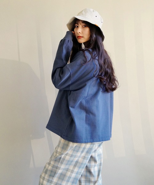 179/WG（イチナナキュウダブルジー）の「パッチワークスウェットプルオーバー（スウェット・レディース・オフホワイト/ブルー/パープル・FREE）」の18枚目の写真