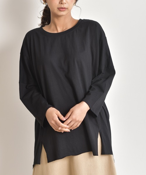 rps(アールピーエス)の「ワイドカットプルオーバー(Tシャツ/カットソー・レディース・チャコールグレー/ブラック/オフホワイト/グレイッシュベージュ・M)」の1枚目の写真