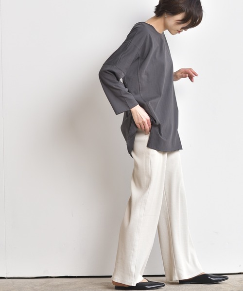 rps(アールピーエス)の「ワイドカットプルオーバー(Tシャツ/カットソー・レディース・チャコールグレー/ブラック/オフホワイト/グレイッシュベージュ・M)」の19枚目の写真