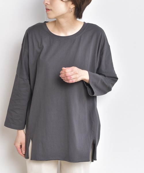 rps(アールピーエス)の「ワイドカットプルオーバー(Tシャツ/カットソー・レディース・チャコールグレー/ブラック/オフホワイト/グレイッシュベージュ・M)」の10枚目の写真