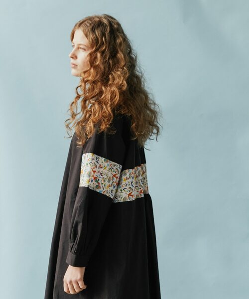 FRAPBOIS（フラボア）の「FRAPBOIS×田室綾乃×クレパス ワンピース（ワンピース・レディース・イエロー系その他/ブラック・0/1）」の5枚目の写真