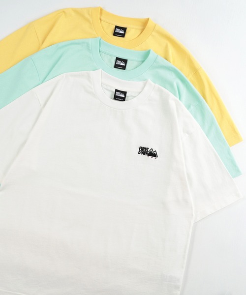 FIRST DOWN(ファーストダウン)の「【0】【FIRST DOWN USA】ファーストダウン USA ワンポイント ロゴ刺繍Tシャツ(Tシャツ/カットソー・メンズ・ホワイト/イエロー/エメラルド・M/L/XL)」の2枚目の写真