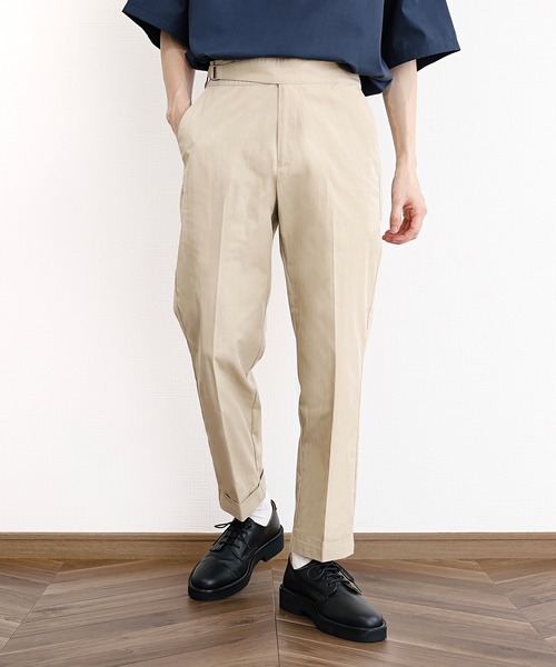 y/m by MARSEE（イムバイマーシー）の「グルカスラックスパンツ（スラックス・メンズ・ベージュ/ネイビー・MEDIUM/LARGE）」の8枚目の写真