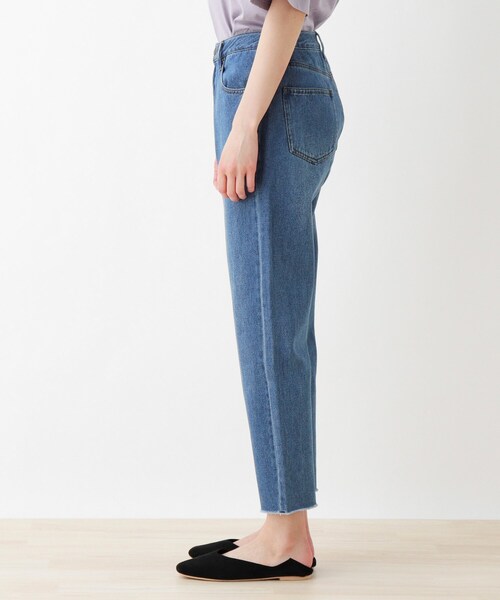 SHOO・LA・RUE（シューラルー）の「◆カットオフストレートデニムパンツ（デニムパンツ・レディース・ネイビー/ブルー・02/03）」の3枚目の写真