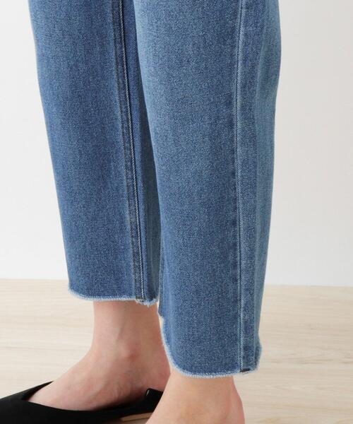 SHOO・LA・RUE（シューラルー）の「◆カットオフストレートデニムパンツ（デニムパンツ・レディース・ネイビー/ブルー・02/03）」の8枚目の写真