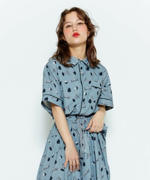 Candy Stripper（キャンディストリッパー）の「CANDY BAD THING シャツ（シャツ/ブラウス・レディース・ブラック/ピンク/グレー・2）」の3枚目の写真