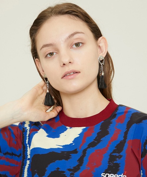 TOGA PULLA(トーガ プルラ)の「【TOGA PULLA(トーガプルラ)】フリンジピアスイヤリング TP12-AK254(ピアス(両耳用)・レディース・ホワイト/ブラック・FREE)」の12枚目の写真