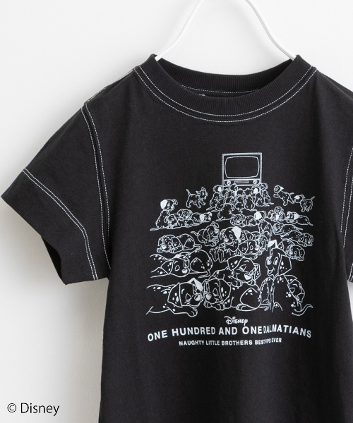 Disney（ディズニー）の「＜101匹わんちゃん＞プリントTシャツ【kids／ENFANT】（Tシャツ/カットソー・キッズ・ホワイト系1/ホワイト系2/ブラック系1/ブラック系2・M/L）」の3枚目の写真