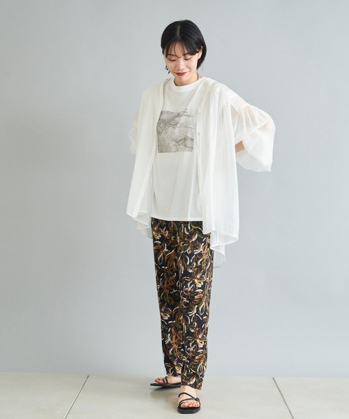 DouDou(ドゥドゥ)の「ギャザーボリュームシャツ(シャツ/ブラウス・レディース・オフホワイト/ブラック/オレンジ・FREE)」の4枚目の写真