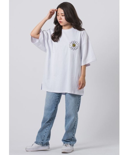RE730(アールイーセブンサーティー)の「【RE730】なみおくん×マーガレットプリントビッグシルエットTシャツ(Tシャツ/カットソー・メンズ・ブラック/オフホワイト・MEDIUM/LARGE/X-LARGE)」の11枚目の写真