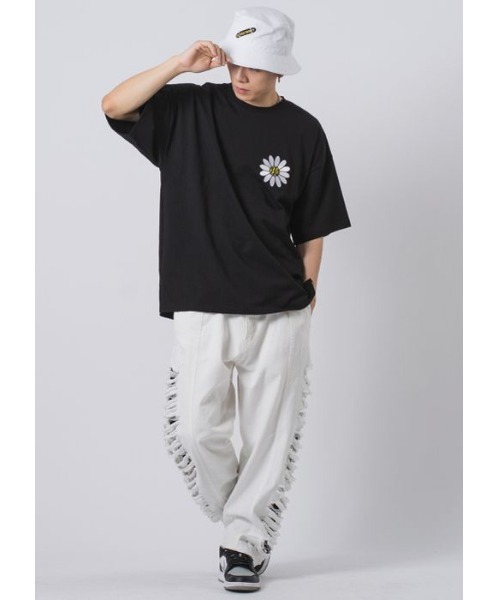 RE730(アールイーセブンサーティー)の「【RE730】なみおくん×マーガレットプリントビッグシルエットTシャツ(Tシャツ/カットソー・メンズ・ブラック/オフホワイト・MEDIUM/LARGE/X-LARGE)」の14枚目の写真