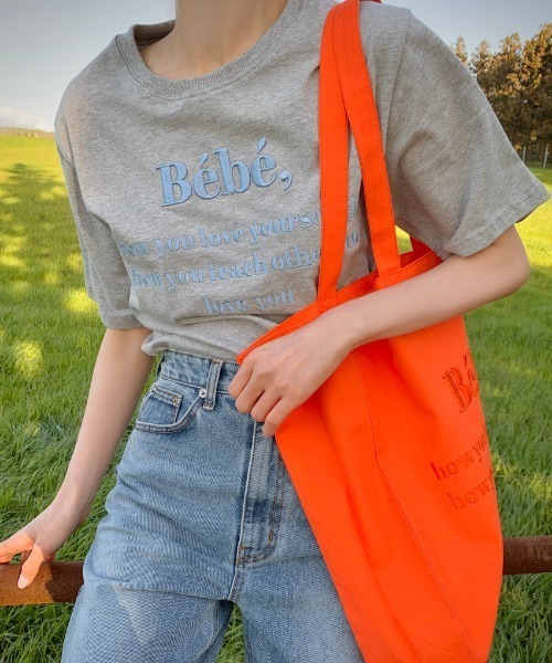 ABITOKYO（アビトーキョー）の「カラーロゴ刺繍カットソー（Tシャツ/カットソー・レディース・ホワイト/ライトブルー/ブラック/ベージュ/ネイビー/グレー/ピンク/ホワイト系その他/グリーン・FREE）」の5枚目の写真