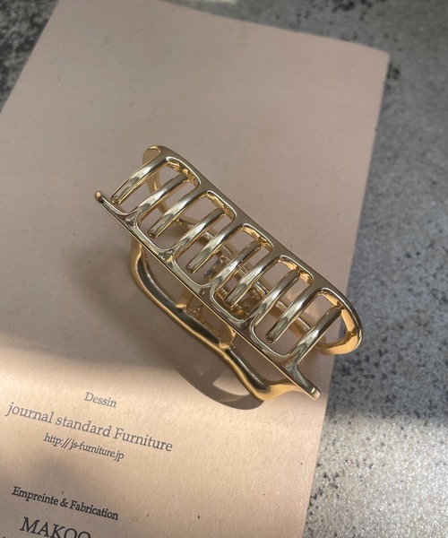 CAPRICIEUX LE'MAGE(カプリシューレマージュ)の「【GOLDY/ゴールディ】ニュアンススクエアヘアクリップ(バレッタ/ヘアクリップ・レディース・ゴールド/シルバー・FREE)」の6枚目の写真