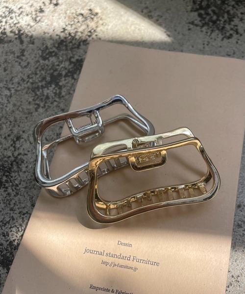 CAPRICIEUX LE'MAGE(カプリシューレマージュ)の「【GOLDY/ゴールディ】ニュアンススクエアヘアクリップ(バレッタ/ヘアクリップ・レディース・ゴールド/シルバー・FREE)」の8枚目の写真