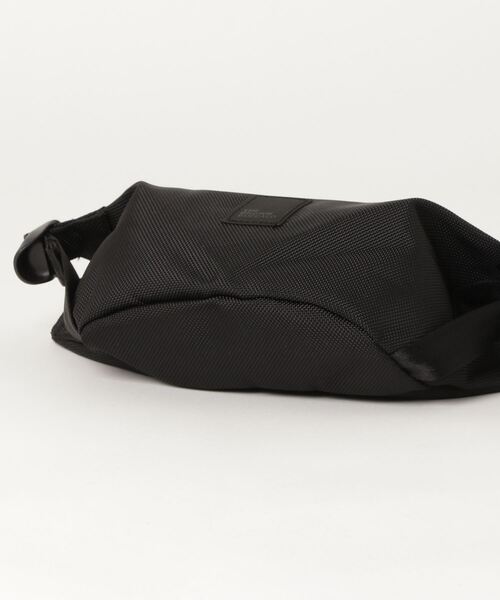 THE BROWN BUFFALO(ザブラウンバッファロー)の「THE BROWN BUFFALO/ザ ブラウンバッファロー SUPPLYSLING BALLISTIC BLACK(ボディバッグ/ウエストポーチ・メンズ・ブラック・FREE)」の3枚目の写真