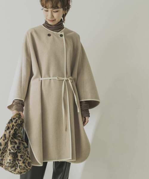 URBAN RESEARCH（アーバンリサーチ）の「パイピングポンチョコート（その他アウター・レディース・チャコールグレー/ベージュ系その他・FREE）」の6枚目の写真