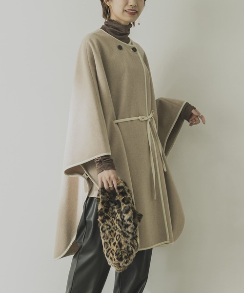 URBAN RESEARCH（アーバンリサーチ）の「パイピングポンチョコート（その他アウター・レディース・チャコールグレー/ベージュ系その他・FREE）」の8枚目の写真