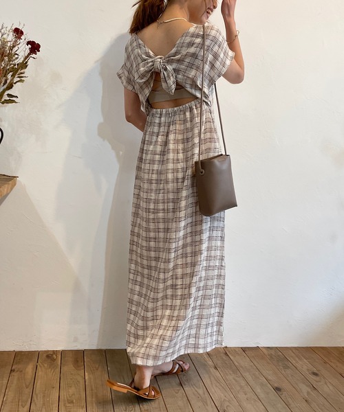 CAMILLE EAU（カミーユオー）の「バックリボンガーゼタッチワンピース（ワンピース・レディース・ブルー/ラベンダー/チェック・MEDIUM）」の3枚目の写真