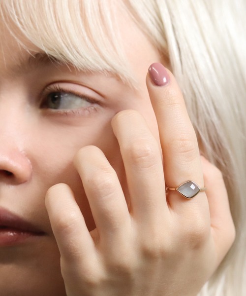 cui-cui（キュイキュイ）の「ミルキーアクアマリン / ルチルクォーツ リング | K10YG（リング・レディース・ブルー/イエロー・#13/#9/#11）」の12枚目の写真