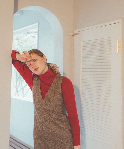 N.（N. Natural Beauty Basic）（エヌエヌナチュラルビューティーベーシック）の「◆ウールベーシックパワショルタートルネックニット（ニット/セーター・レディース・オフホワイト/ブラック/ライトグリーン/パープル系その他/レッド・MEDIUM）」の20枚目の写真