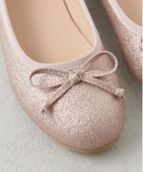 OLIVE des OLIVE（オリーブデオリーブ）の「バレーシューズ（パンプス・レディース・オフホワイト/ピンク/ブラック・SMALL/MEDIUM/LARGE）」の4枚目の写真