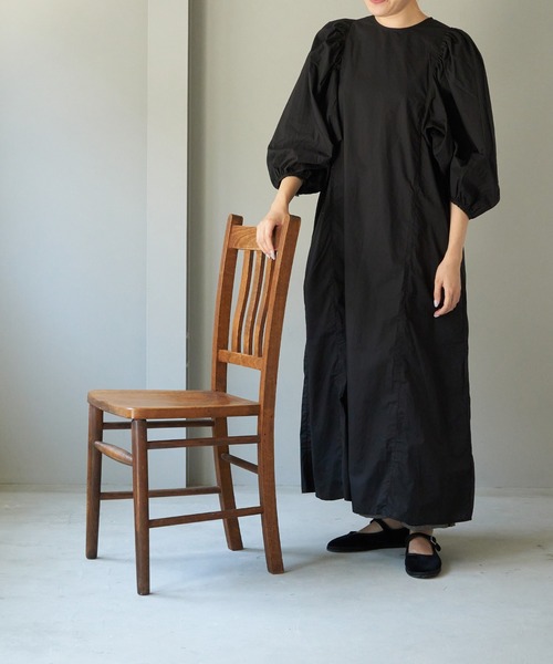 Amb100貨 シルキータイプライター ギャザースリーブワンピース