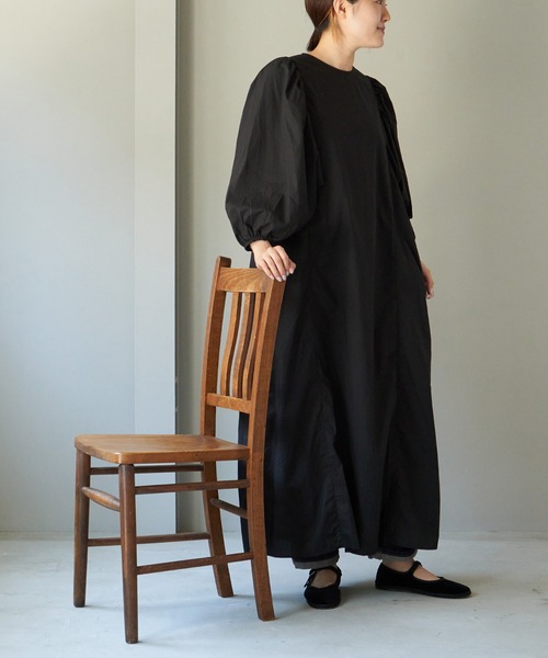 note et silence (ノートエシロンス)の「【 AMB100貨 】シルキータイプライター ギャザースリーブワンピース(ワンピース・レディース・カーキ/ブラック/その他1/その他2・FREE)」の11枚目の写真