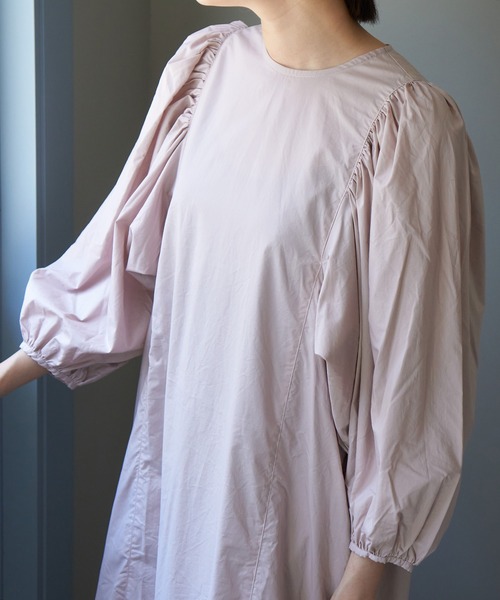 note et silence (ノートエシロンス)の「【 AMB100貨 】シルキータイプライター ギャザースリーブワンピース(ワンピース・レディース・カーキ/ブラック/その他1/その他2・FREE)」の17枚目の写真