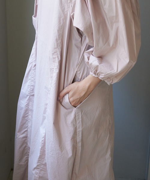 note et silence (ノートエシロンス)の「【 AMB100貨 】シルキータイプライター ギャザースリーブワンピース(ワンピース・レディース・カーキ/ブラック/その他1/その他2・FREE)」の21枚目の写真