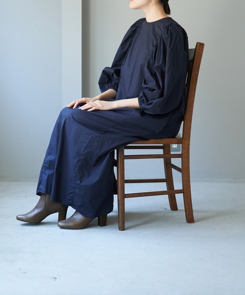 note et silence (ノートエシロンス)の「【 AMB100貨 】シルキータイプライター ギャザースリーブワンピース(ワンピース・レディース・カーキ/ブラック/その他1/その他2・FREE)」の6枚目の写真