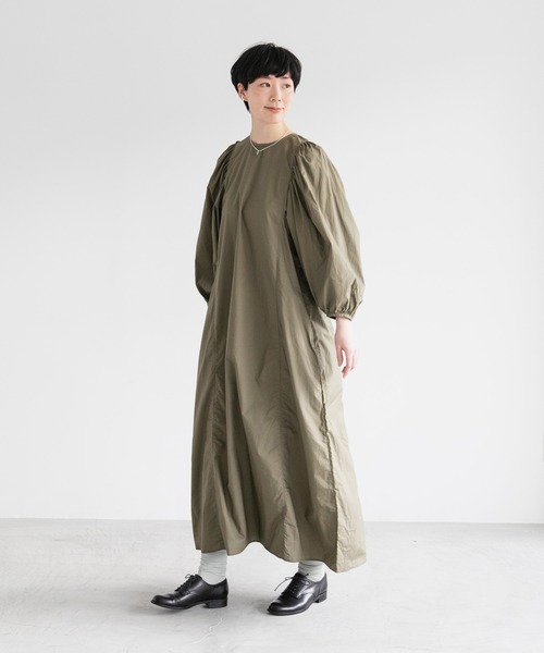 note et silence (ノートエシロンス)の「【 AMB100貨 】シルキータイプライター ギャザースリーブワンピース(ワンピース・レディース・カーキ/ブラック/その他1/その他2・FREE)」の10枚目の写真