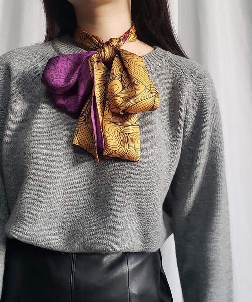 me+em select（ミームセレクト）の「※【 9色展開 】シルクタッチペイズリーロングスカーフ（バンダナ/スカーフ・レディース・アイボリー/ブラック/ブラウン/ネイビー/レッド/イエロー/ベージュ/ブルー/ホワイト・FREE）」の8枚目の写真