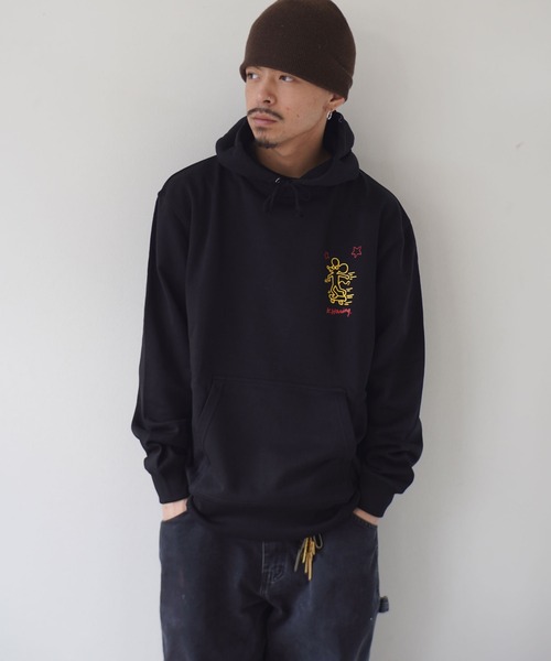 Keith Haring（キース・ヘリング）の「【 Keith Haring × THRASHER / キースヘリング × スラッシャー 】FLAME LOGO コラボ パーカー（パーカー・メンズ・ホワイト/ブラック・M/L/XL）」の2枚目の写真