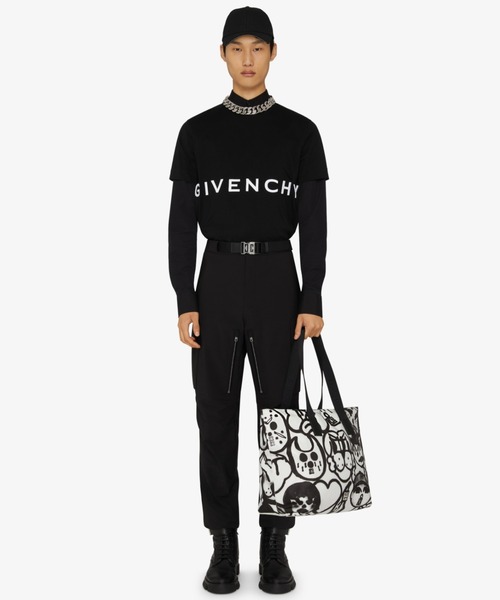 GIVENCHY（ジバンシイ）の「エムブロイダードGIVENCHYスリムフィットTシャツ（Tシャツ/カットソー・メンズ・ダークブルー/ブラック・SMALL/MEDIUM/LARGE/X-SMALL）」の6枚目の写真