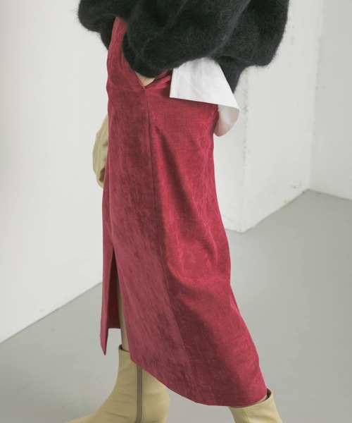 URBAN RESEARCH(アーバンリサーチ)の「ベロアタイトスカート(スカート・レディース・ブラウン/ブルー/ピンク・38/36)」の6枚目の写真