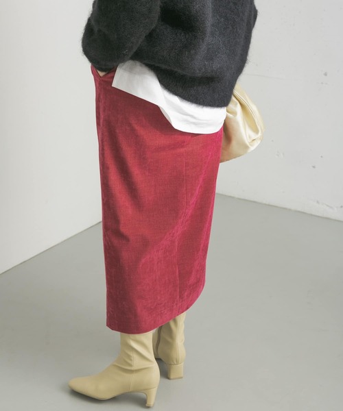 URBAN RESEARCH(アーバンリサーチ)の「ベロアタイトスカート(スカート・レディース・ブラウン/ブルー/ピンク・38/36)」の7枚目の写真