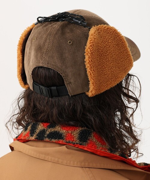 Columbia(コロンビア)の「Columbia/ ケンドリックパークファーフラップキャップ /コロンビア /コーデュロイ(キャップ・メンズ・ブラック/グリーン/ブラウン/ベージュ/ブラック系その他/オレンジ系その他/ライトグレー/ブラック×ブラック/ナチュラル/グレー/ブラウン系その他/ブラック系その他2・ONE SIZE)」の16枚目の写真