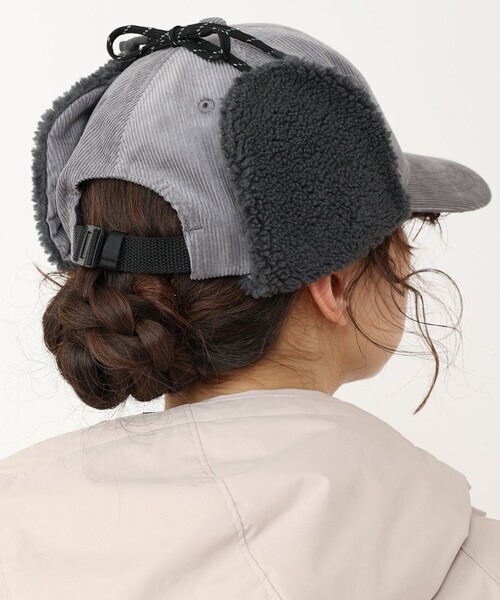 Columbia(コロンビア)の「Columbia/ ケンドリックパークファーフラップキャップ /コロンビア /コーデュロイ(キャップ・メンズ・ブラック/グリーン/ブラウン/ベージュ/ブラック系その他/オレンジ系その他/ライトグレー/ブラック×ブラック/ナチュラル/グレー/ブラウン系その他/ブラック系その他2・ONE SIZE)」の19枚目の写真