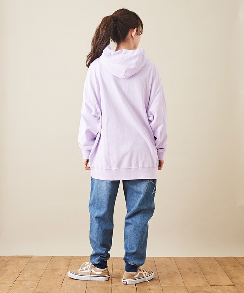 CUBE SUGAR(キューブシュガー)の「空紡糸ミニ裏毛ピグメント染プルオーバーロゴパーカー(パーカー・レディース・イエロー/ブルー/モカ/ラベンダー・M)」の5枚目の写真