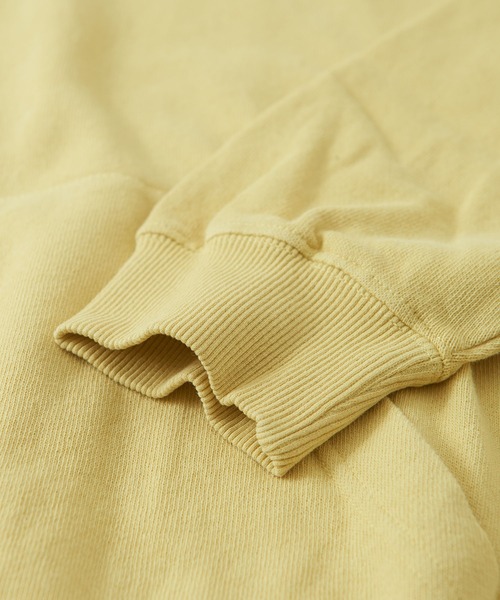CUBE SUGAR(キューブシュガー)の「空紡糸ミニ裏毛ピグメント染プルオーバーロゴパーカー(パーカー・レディース・イエロー/ブルー/モカ/ラベンダー・M)」の14枚目の写真