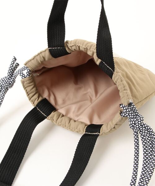 CIAOPANIC TYPY（チャオパニックティピー）の「【POPFIREｘCIAOPANIC TYPY】別注 巾着バッグ Mサイズ（ショルダーバッグ・レディース・レッド/イエロー/グリーン/イエロー系その他/レッド系その他/レッド系その他2・M）」の9枚目の写真