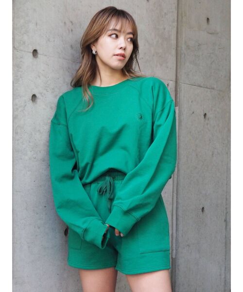 EVRIS（エヴリス）の「SUNNYラグランスウェットプルオーバー【セットアップ着用可能】（スウェット・レディース・グリーン/ブラック/アイボリー・FREE）」の14枚目の写真
