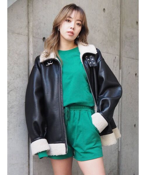 EVRIS（エヴリス）の「SUNNYラグランスウェットプルオーバー【セットアップ着用可能】（スウェット・レディース・グリーン/ブラック/アイボリー・FREE）」の19枚目の写真