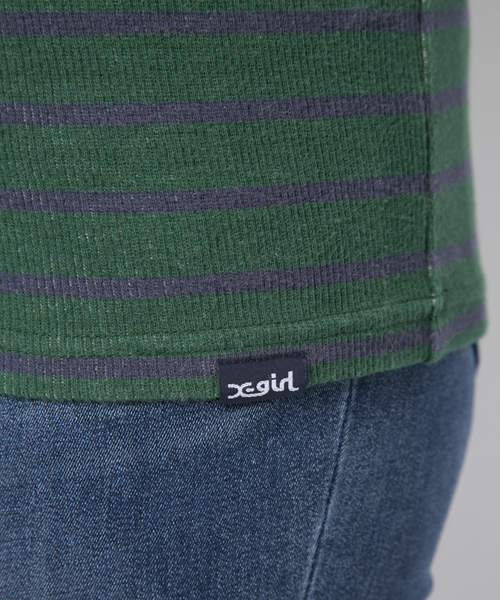 X-girl（エックスガール）の「【mini5月号掲載】BASIC SLIM S/S TOP（Tシャツ/カットソー・レディース・ホワイト/ブラック/アッシュ/グリーン/ネイビー・MEDIUM/SMALL）」の8枚目の写真